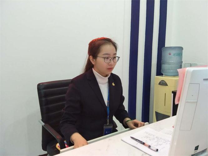 撒播企业软实力，，，，倾心折务展青春