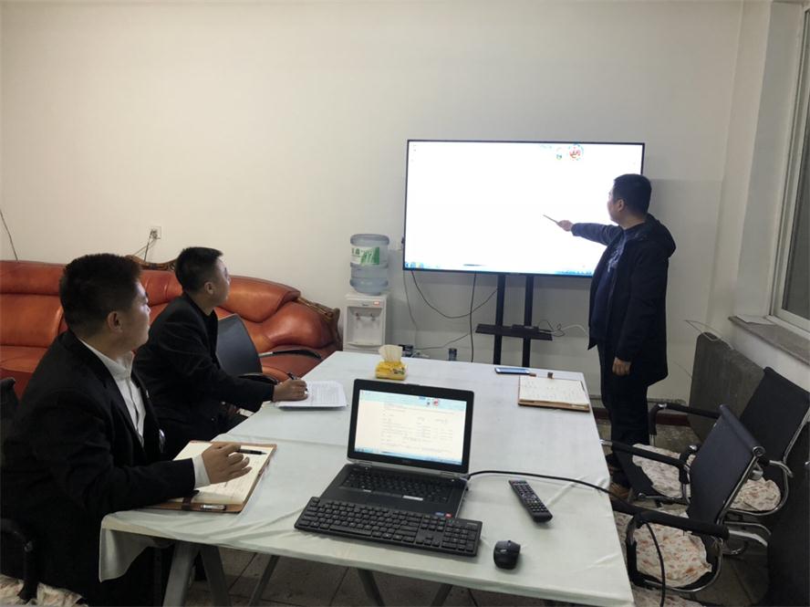 奔忙的路上，，，，我们一起生长